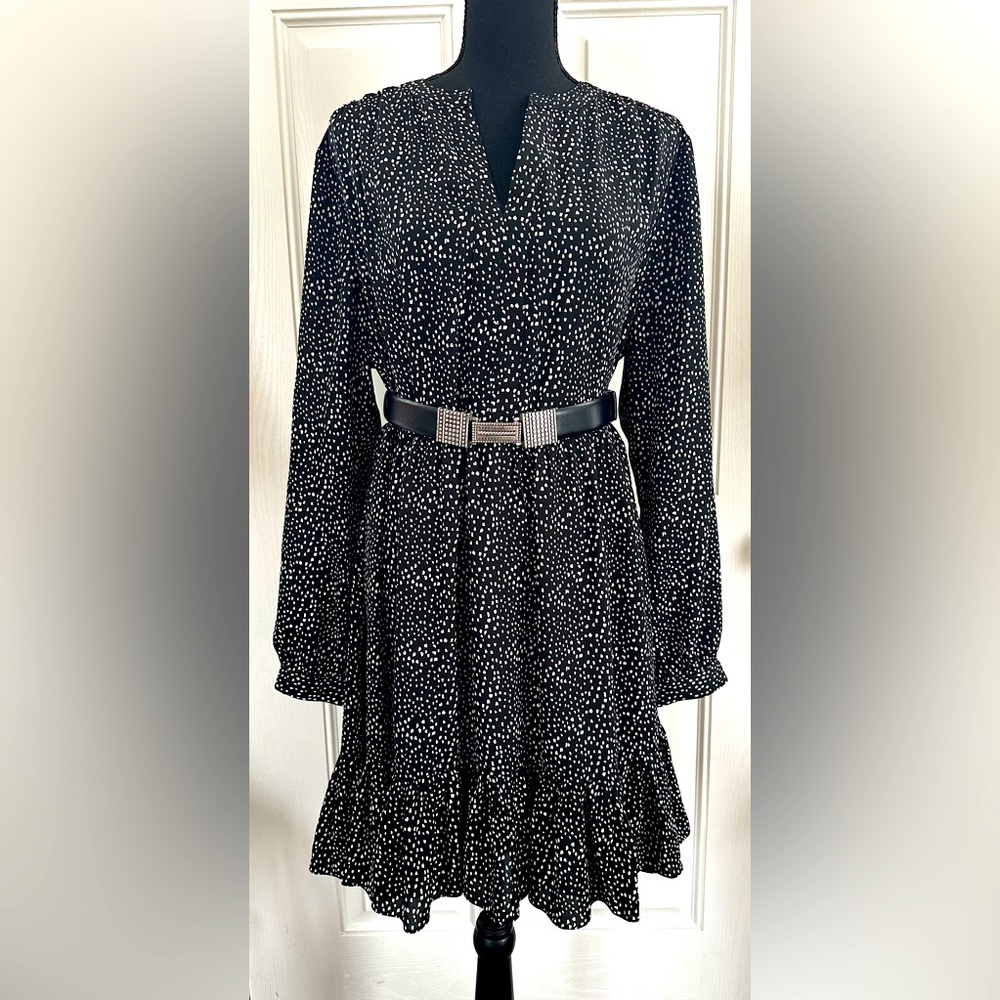 MSK Black with White Print Cottage Core V-Neck Dress, Large